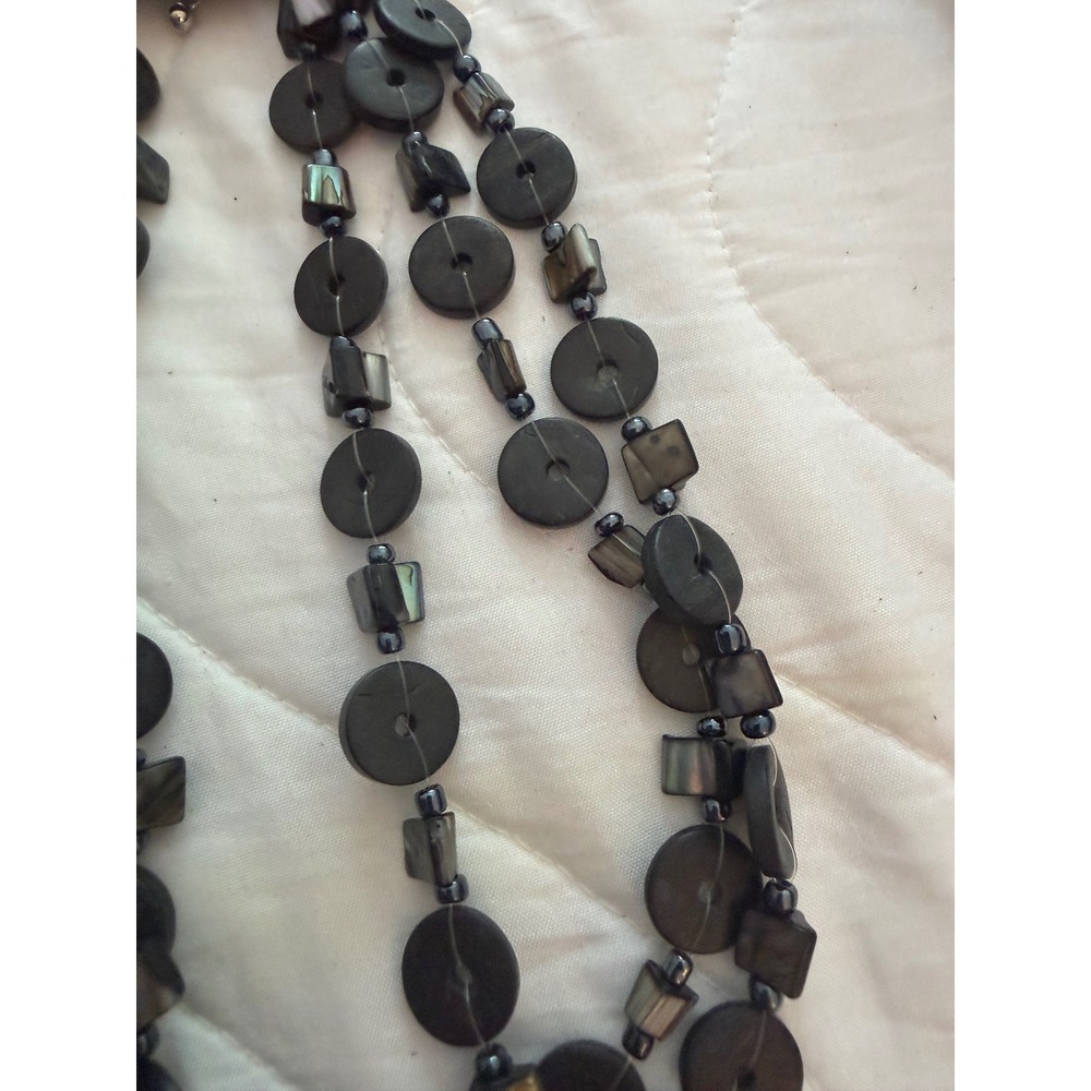 Paparazzi Black Iridescent Shell Disc Multi Strand Layered Statement Necklace - Picture 3 of 3